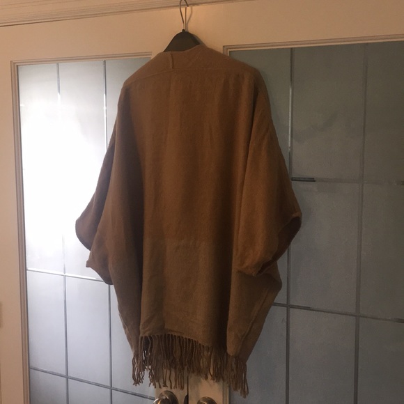 Loft cozy shawl - Picture 2 of 2